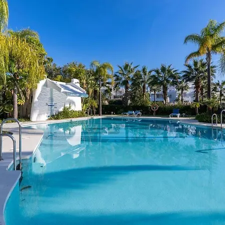 Ar9 Alcazaba Lagoon *