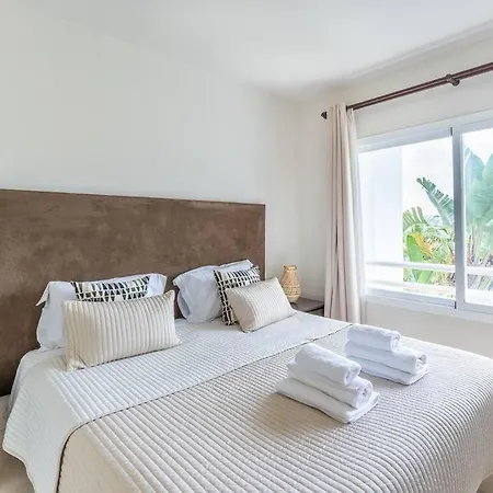 Ar9 Alcazaba Lagoon Apartmán *